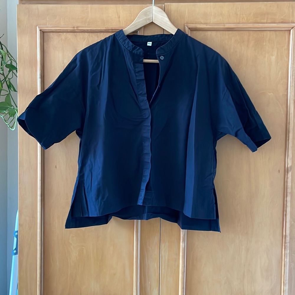 *MOVING SALE*  Muji cropped black top, S